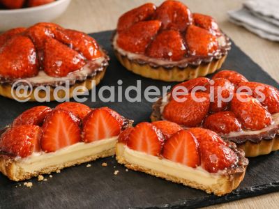Strawberry Tartlets | Easy and Irresistible Mini Pies