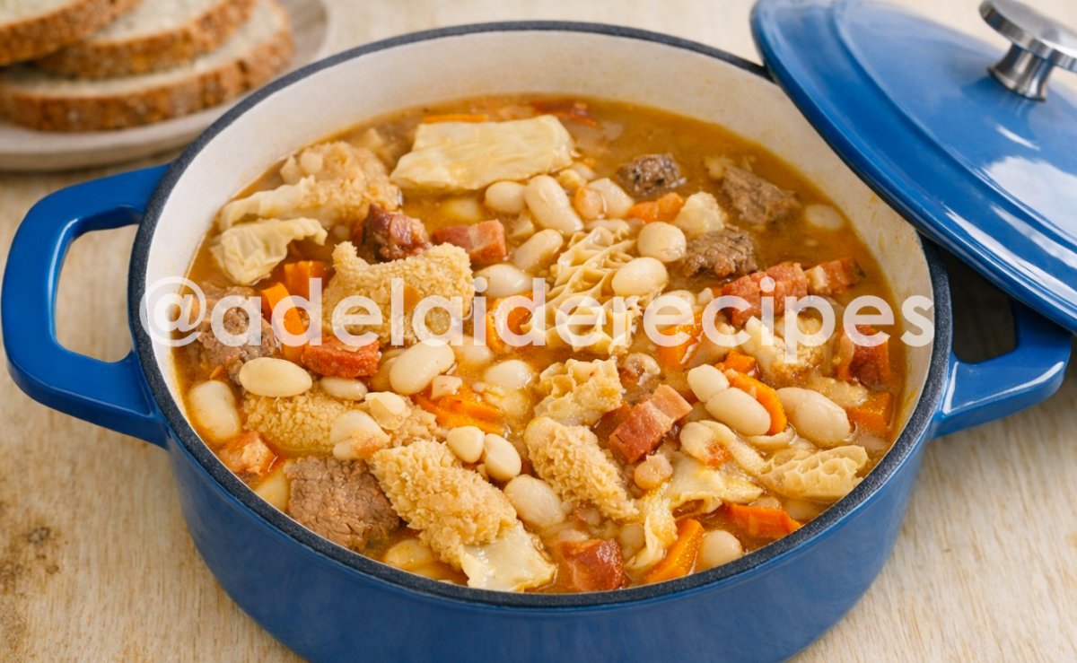 Tripas or Portuguese Dobrada with White Beans