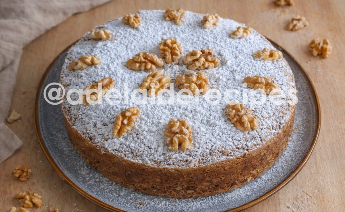 Walnut Cake | Fluffy, Aromatic and Very Easy