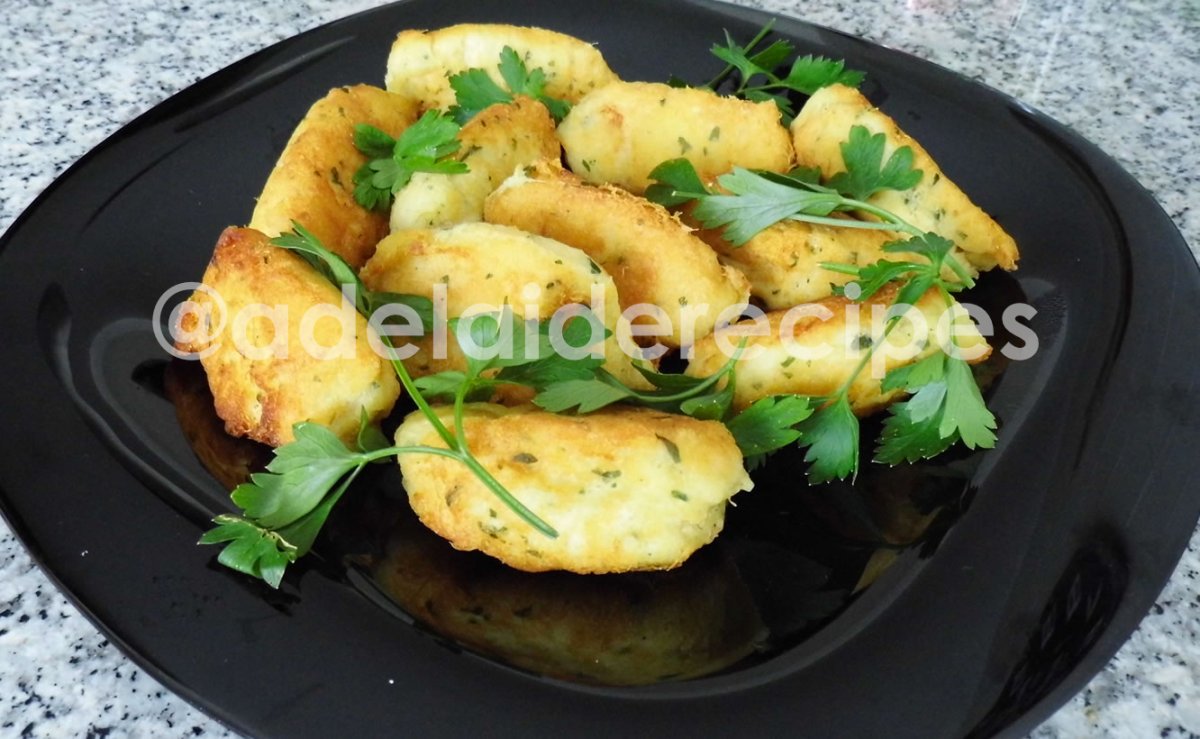 Perfect Cod Cakes | Traditional Portuguese Recipe